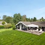 Eivor - 500m From The Sea By Interhome Hornbæk