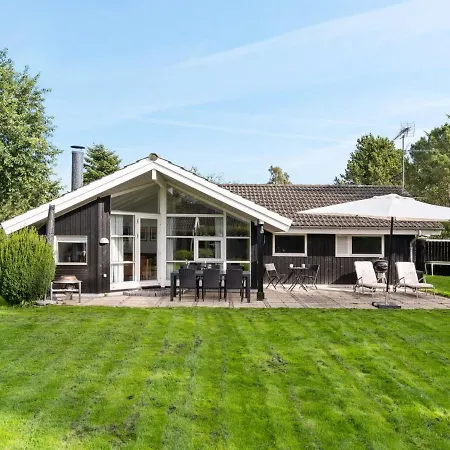 Eivor - 500m From The Sea In Sealand By Interhome