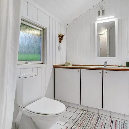 Holiday home Eivor - 500m From The Sea In Sealand By Interhome *