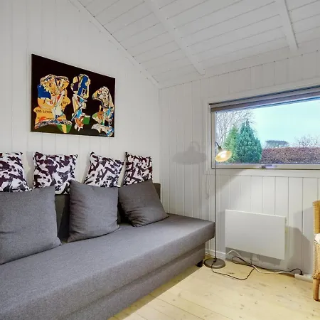 Holiday home Eivor - 500m From The Sea In Sealand By Interhome